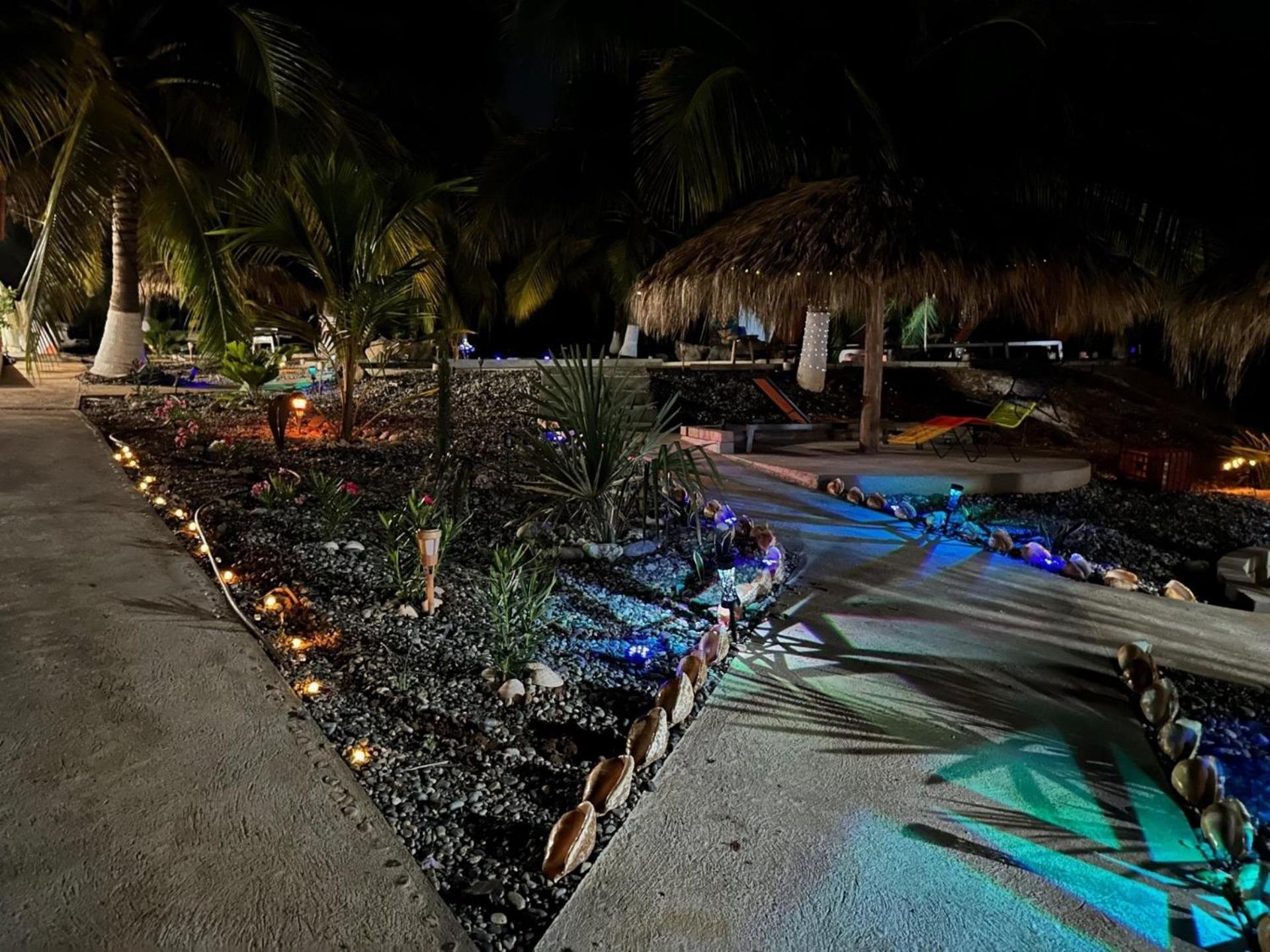 Casa Las Palmas Playa La Saladita Zihuatanejo Dış mekan fotoğraf
